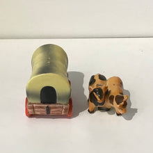 Load image into Gallery viewer, Vintage Coverd Wagon &amp; Oxen Salt &amp; Pepper Set