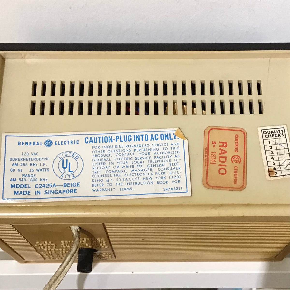 Vintage General Electric Clock Radio – ethel20th
