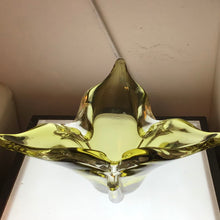 Load image into Gallery viewer, Avocado Green Stretch Glass
