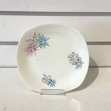 Load image into Gallery viewer, Vintage Midwinter Quite Contrary Dishes
