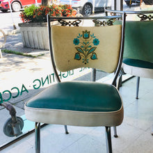 Load image into Gallery viewer, 1950s Tulips &amp; Butterflies Chrome Dinette Set