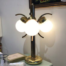 Load image into Gallery viewer, 1970s Brass Trilight Table Lamp