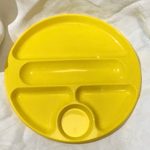 Load image into Gallery viewer, 1980s Design Motivation Ltd Plastic Dishware