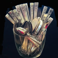 Load image into Gallery viewer, Coronation by Oneida Community Plate Flatware Set