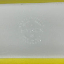 Load image into Gallery viewer, Vintage Pyrex Daisy Loaf pan