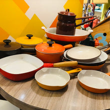 Load image into Gallery viewer, Vintage Cast Iron Cookware