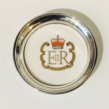 Load image into Gallery viewer, Queen Elizabeth Silver Jubilee Ashtrays