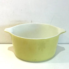 Load image into Gallery viewer, Vintage Pyrex Dish