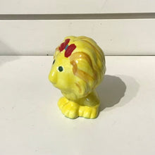 Load image into Gallery viewer, Ceramic Lily the Lion