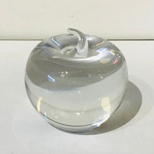 Load image into Gallery viewer, Tiffany &amp; Co. Crystal Apple Paperweight