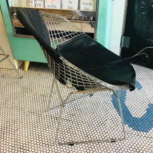 Load image into Gallery viewer, Bertoia Style Diamond Chair