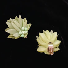 Load image into Gallery viewer, Statement Clip On Earrings