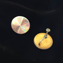 Load image into Gallery viewer, Vintage Screw Back Earrings