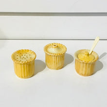 Load image into Gallery viewer, Vintage Ceramic Cruet Set
