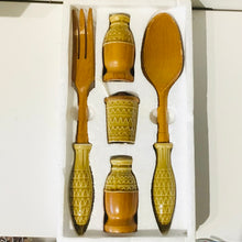 Load image into Gallery viewer, Vintage Salad Serving Set