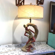 Load image into Gallery viewer, 1950s Chalkware Figural Lamp
