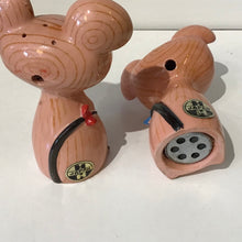 Load image into Gallery viewer, Holt Howard Merry Mice Salt &amp; Pepper Set