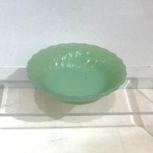 Load image into Gallery viewer, Vintage Fire King Jadeite Dishes