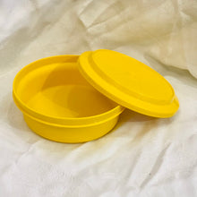Load image into Gallery viewer, Vintage Tupperware