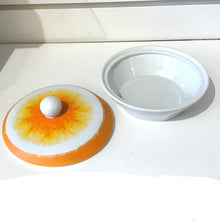 Load image into Gallery viewer, Porcelain Flower Lidded Trinket Dish