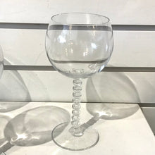 Load image into Gallery viewer, Set of 4 Mikasa Pearls Wineglasses