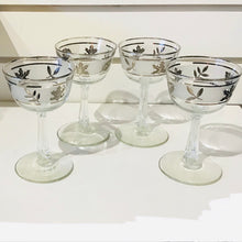 Load image into Gallery viewer, Set of 4 Libbey Frosted Silver Leaf Coupe Cocktail Glasses