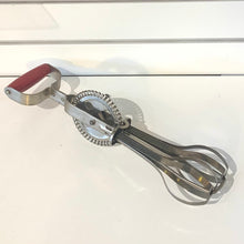 Load image into Gallery viewer, Vintage Egg Beaters