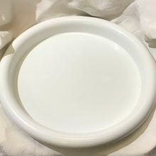 Load image into Gallery viewer, 1980s Design Motivation Ltd Plastic Dishware