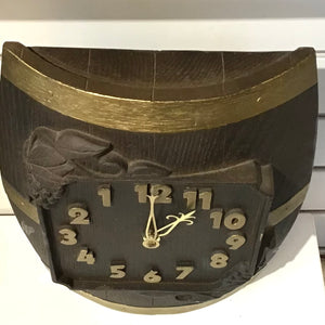 Novelty “Backwards” Barrel Clock
