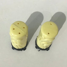 Load image into Gallery viewer, 1940s Salt &amp; Pepper Set