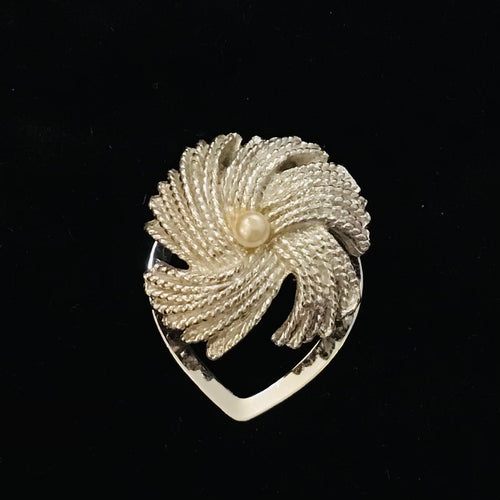 Silvertone Scarf Clip