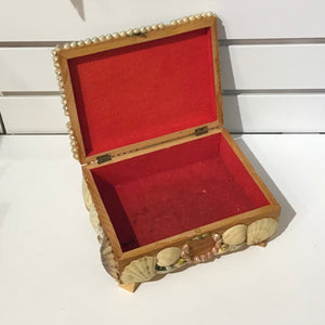 Souvenir Shell Jewelry Box