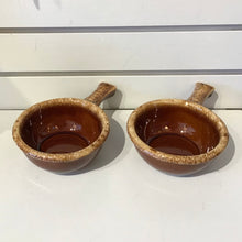 Load image into Gallery viewer, Vintage Hull Crooksville USA Soup Bowls