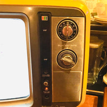 Load image into Gallery viewer, 1977 Toshiba model C385C Television
