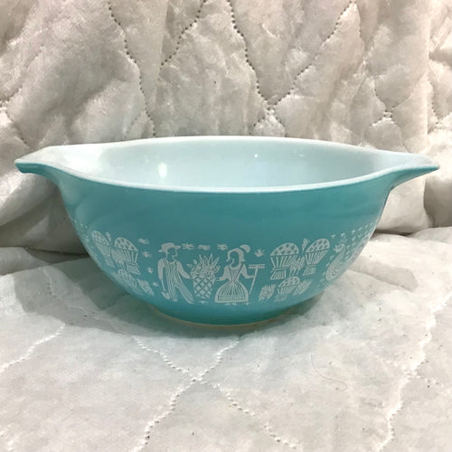 Amish Butterprint Pyrex Bowl