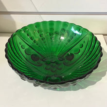 Load image into Gallery viewer, Vintage Anchor Hocking Green Glass Bowls