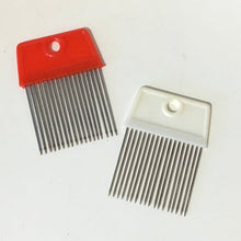 Load image into Gallery viewer, Vintage Onion Slicers