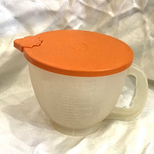 Load image into Gallery viewer, Vintage Tupperware