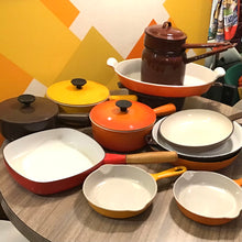 Load image into Gallery viewer, Vintage Cast Iron Cookware