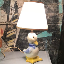 Load image into Gallery viewer, Vintage Duck Lamp