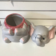 Load image into Gallery viewer, Vintage Cookie Jars