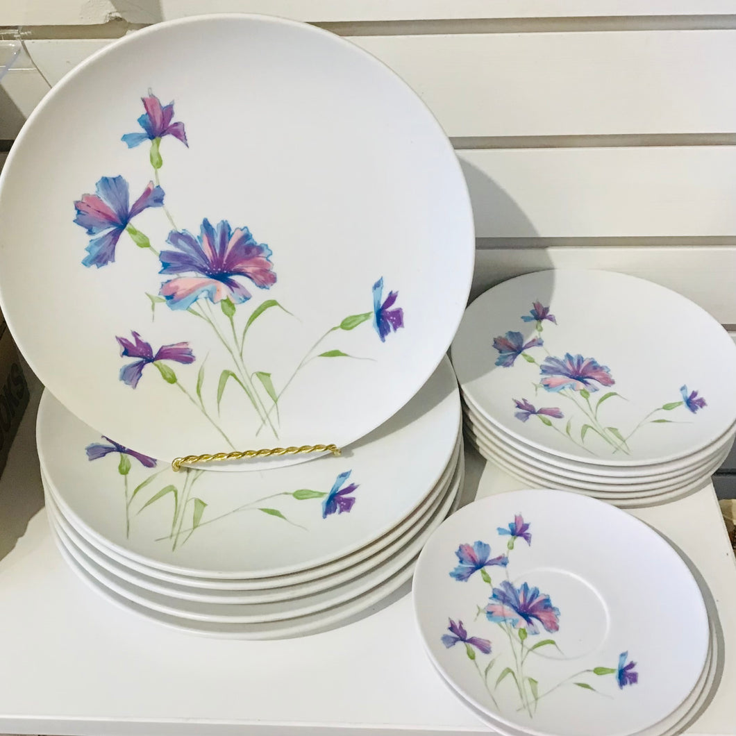 Vintage Melmac Dish Set