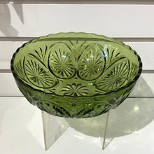 Load image into Gallery viewer, Vintage Anchor Hocking Green Glass Bowls