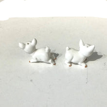Load image into Gallery viewer, Vintage Piggy Salt &amp; Pepper Set