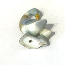 Load image into Gallery viewer, Vintage Wade Daddy and Drake Duck and Duckling Figurine.