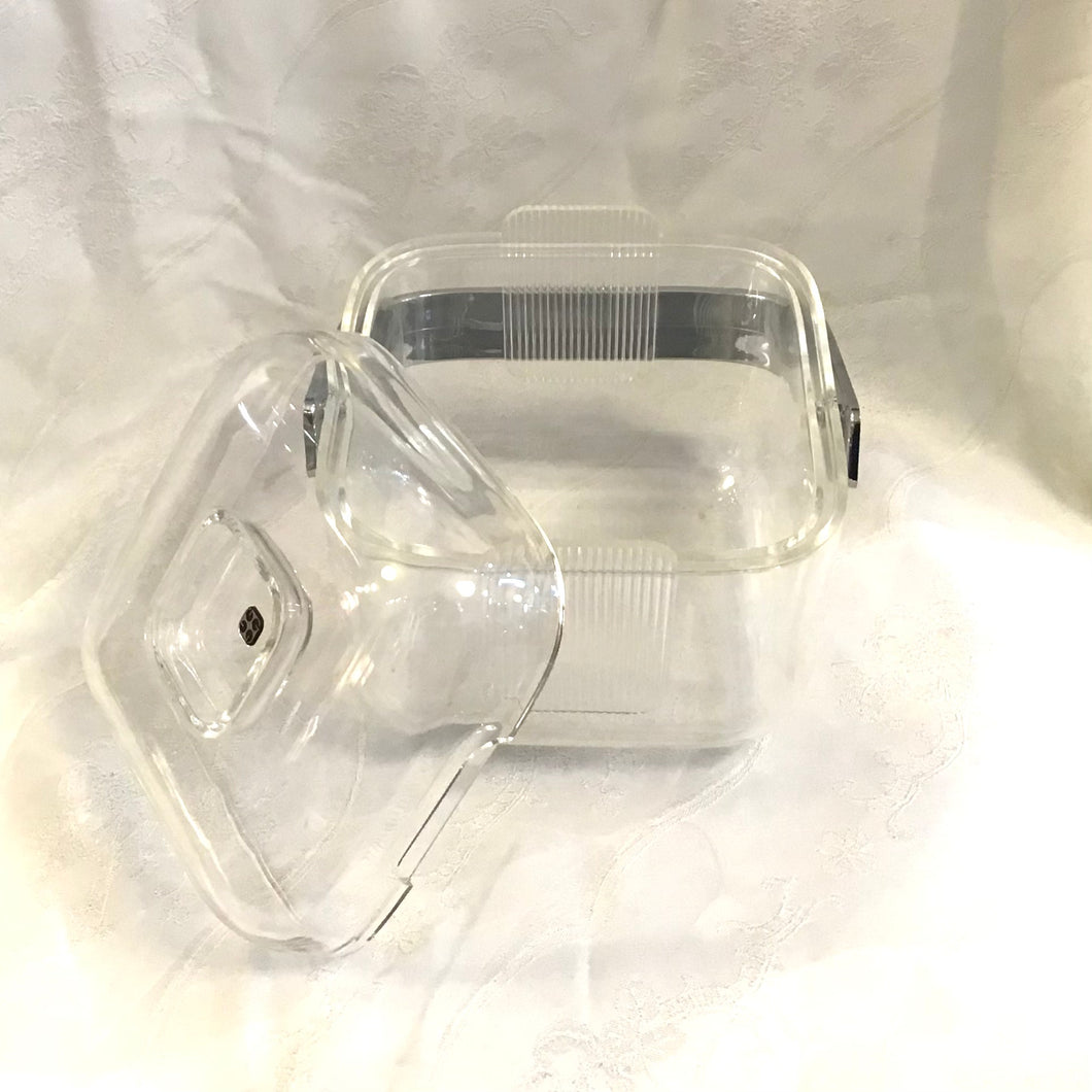 1980s Guzzini Lucite Ice Bucket