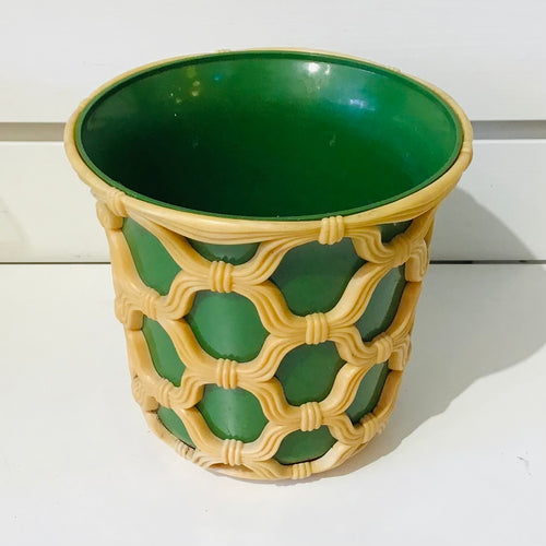 1970s E.O. Brody Co. Macrame Line Planter Pot