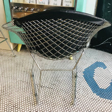 Load image into Gallery viewer, Bertoia Style Diamond Chair