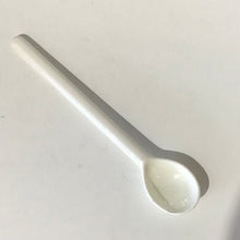 Load image into Gallery viewer, Vintage Plastic Kitchen Utensils