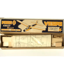 Load image into Gallery viewer, Deadstock Balsa Wood 30” Span Junior Contest Sailplane